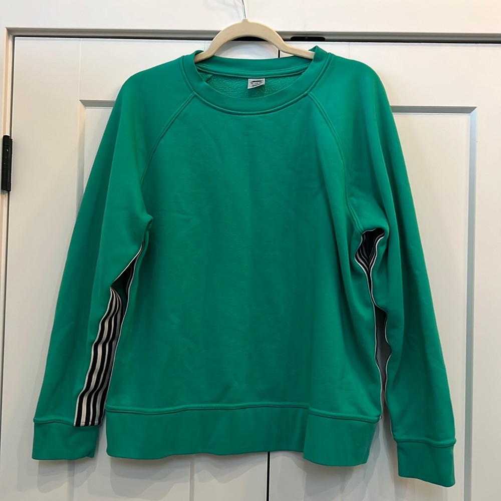 Avia pullover